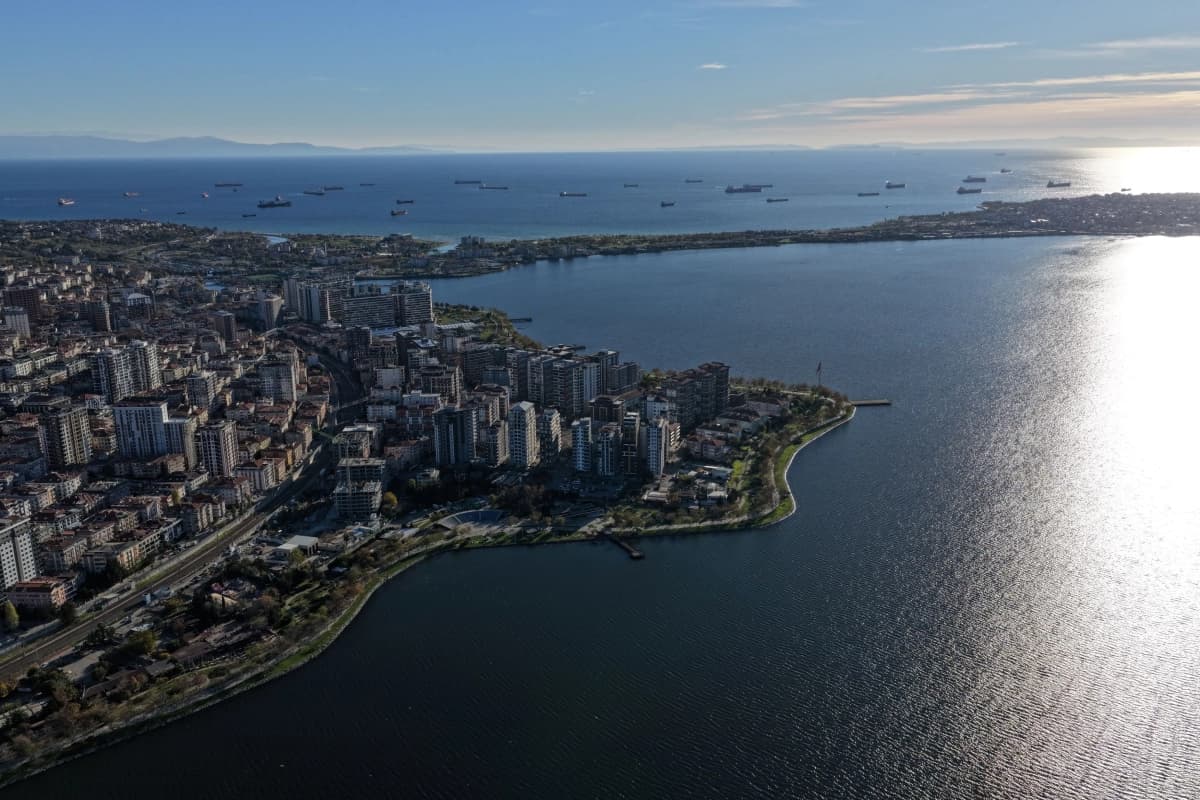 Yalı 360 | Luxury Waterfront Apartments for Sale in Küçükçekmece, Istanbul