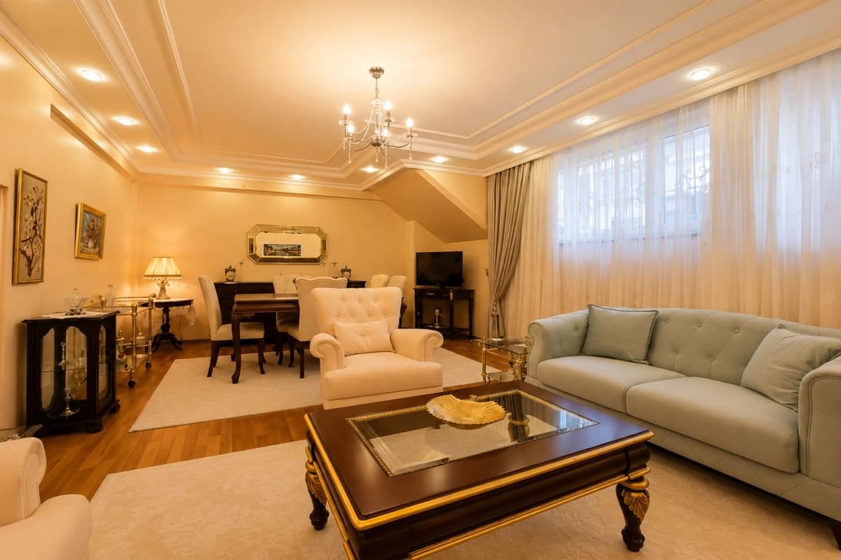 Spacious 3+1 Garden Apartment for Sale in Central Şişli, Istanbul