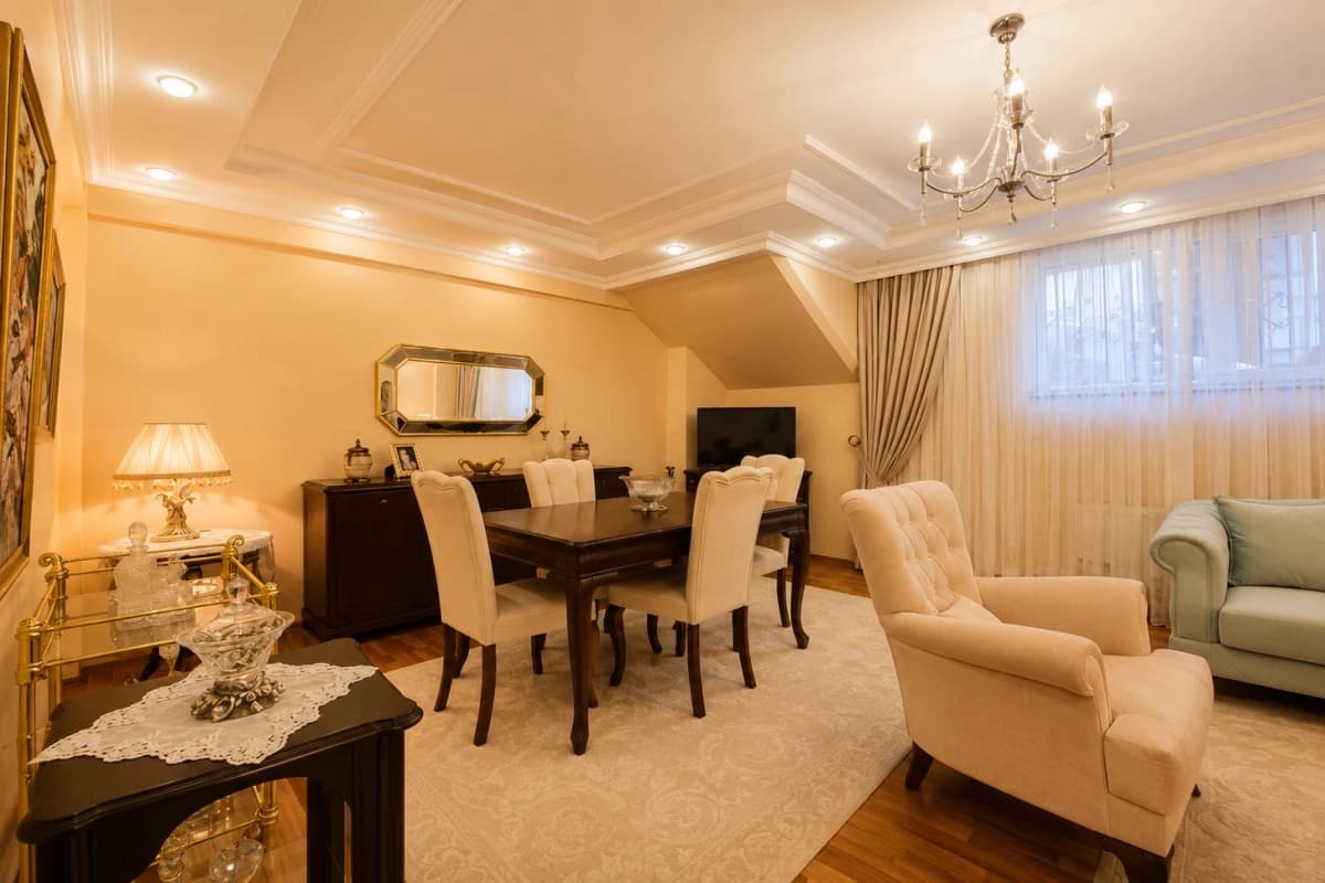 Spacious 3+1 Garden Apartment for Sale in Central Şişli, Istanbul