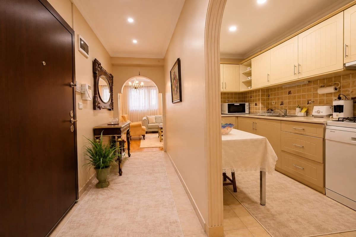 Spacious 3+1 Garden Apartment for Sale in Central Şişli, Istanbul