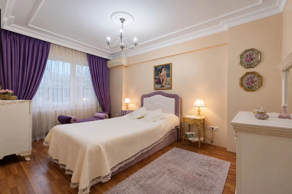 Spacious 3+1 Garden Apartment for Sale in Central Şişli, Istanbul