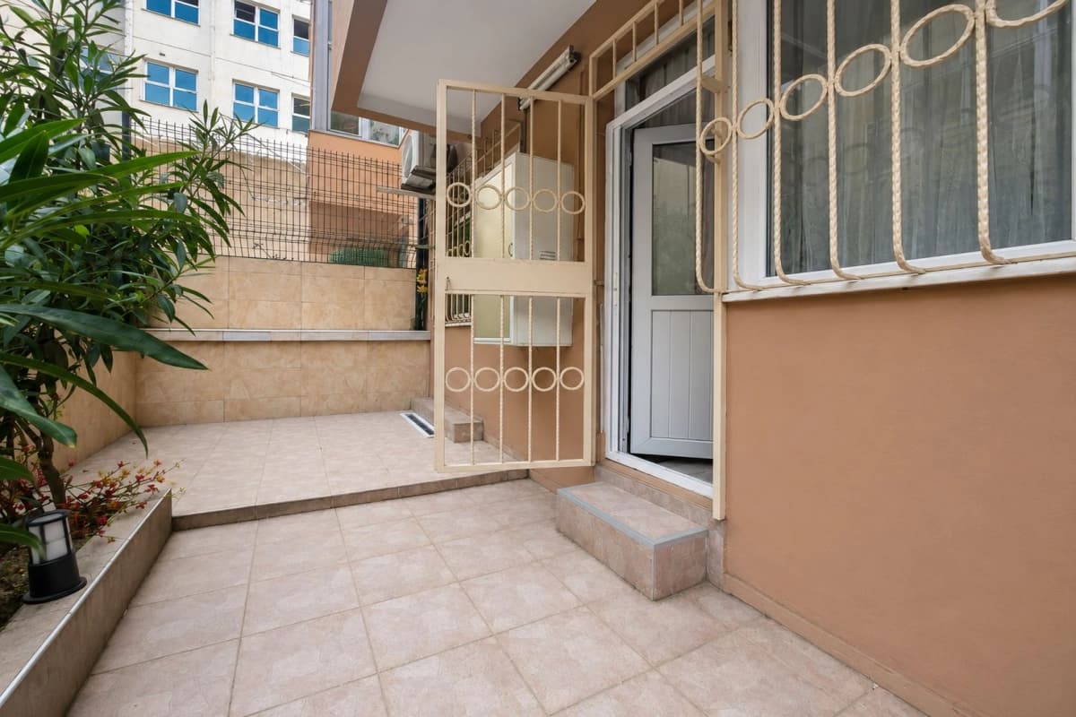 Spacious 3+1 Garden Apartment for Sale in Central Şişli, Istanbul