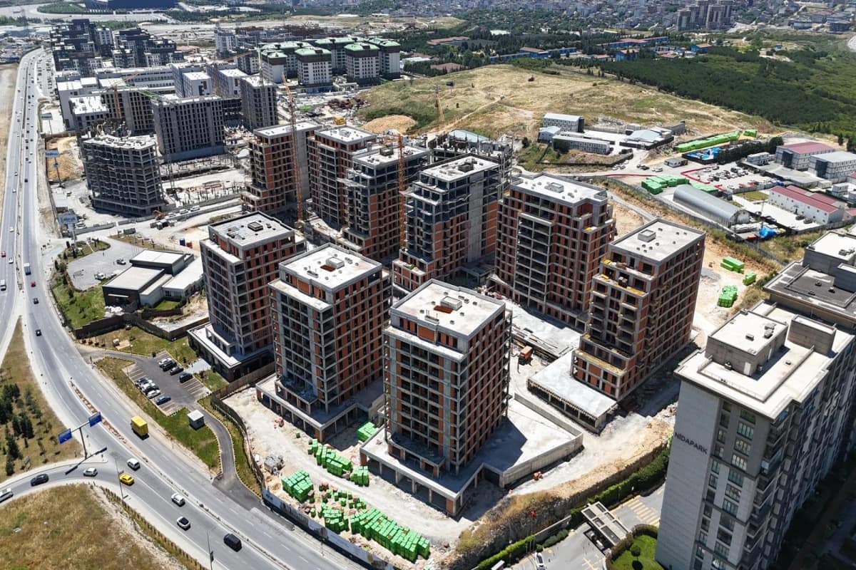 Modern Family Apartments for Sale in Ebruli Başakşehir