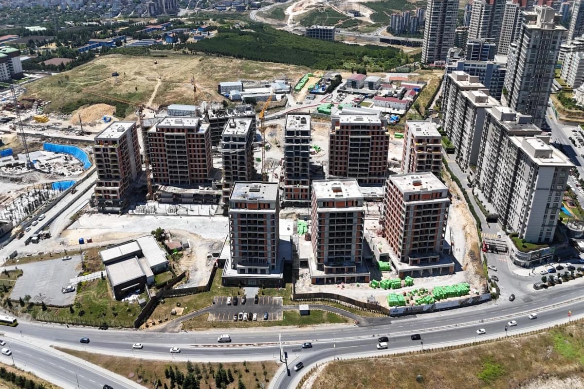 Modern Family Apartments for Sale in Ebruli Başakşehir